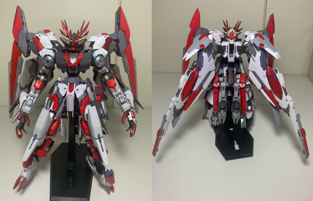 ## 前後
　対モビルスーツ戦を想定してるので、ルプスレクスがそれらしいと思いベースにしました。

　また、バエルが最強と謳われていた厄祭戦時代なので、バエルを真似るんじゃないかと思いマルコシアスの羽を少し持って取り付けました。なので後ろに重心がいき、スタンド無しでは立てません。