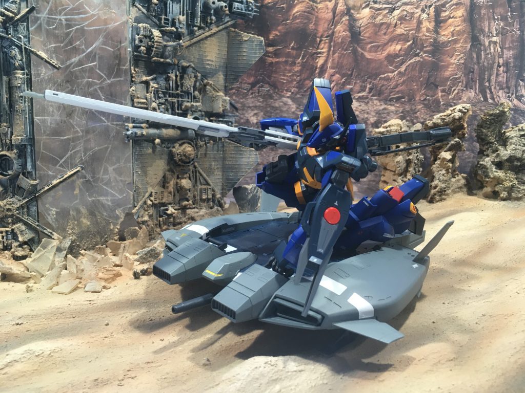 ロボ基地ジオラマにて。他モデラーさんとの出会いもあって楽しい店でした。コロナの影響より前に閉まってしまった……(´；ω；`)