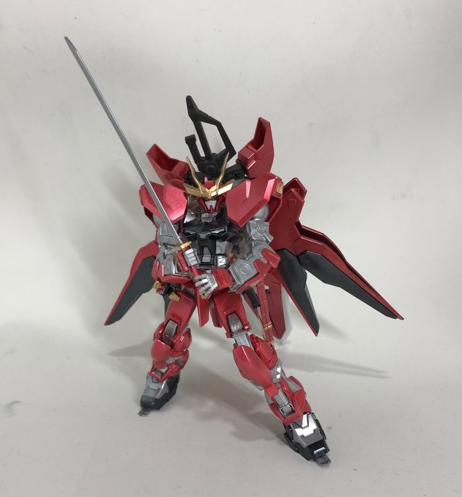 オリジナルのアストレイを制作しました。　まずは刃の全武装を装備した状態から！