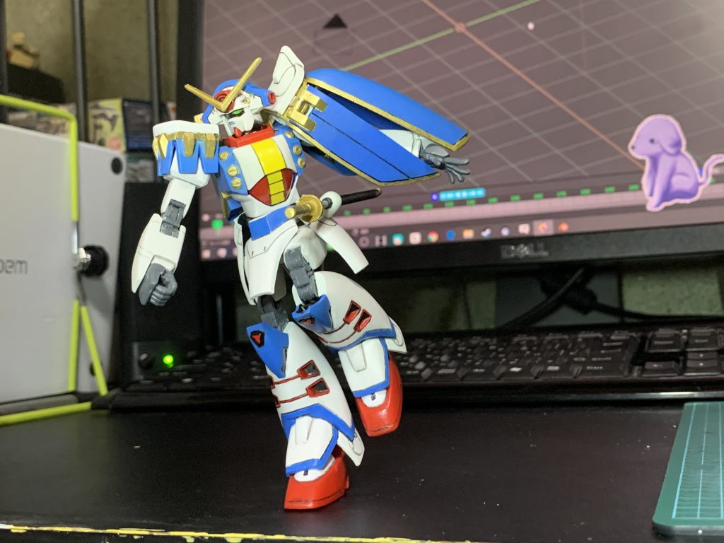 各種関節の変更、スカートの可動化で遊べるように。塗装ハゲが怖いのでやっぱり遊べはしない。