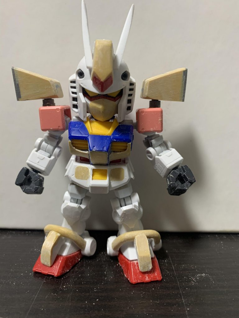 肩とアンテナとか自作して雰囲気出てきた。