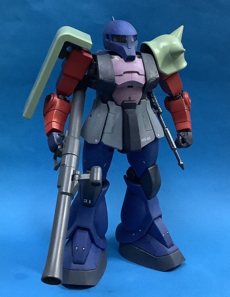 胴体を三連星機に交換