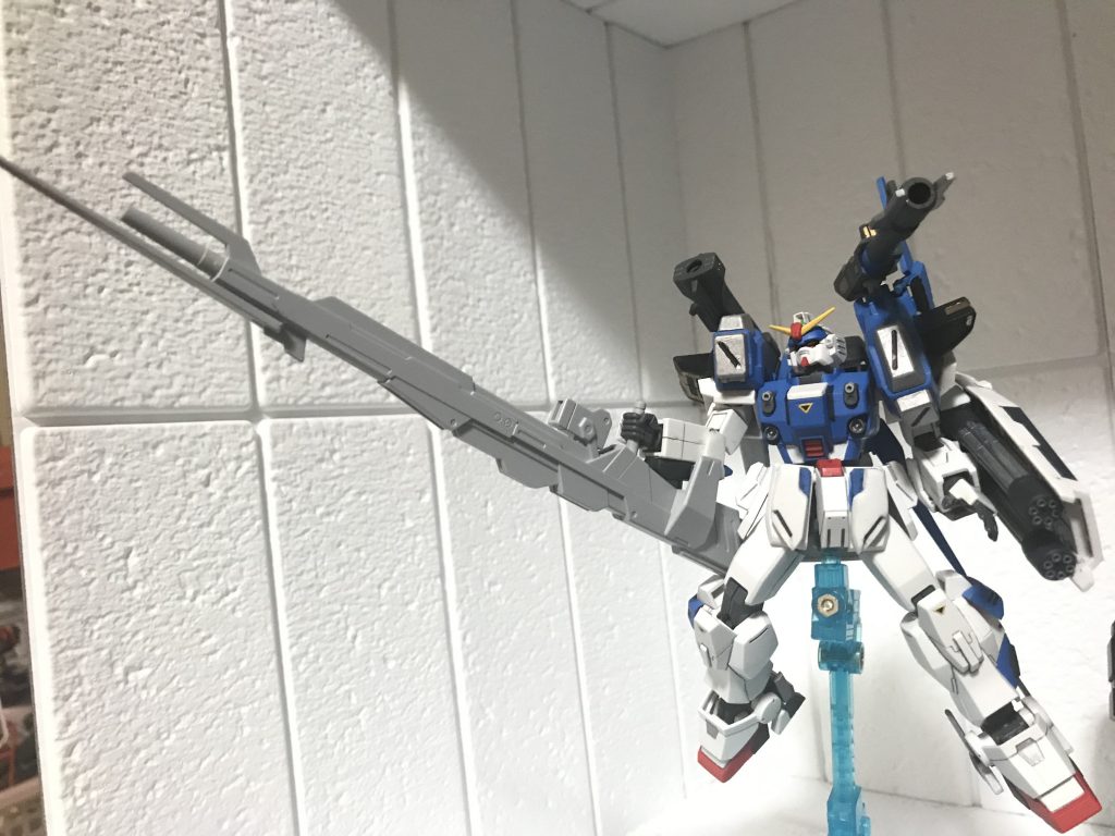 そして未塗装ですが、必殺技的なポジションでZZIIの武器を拝借!色を整えればまさに必殺技に相応しくなるかも…!