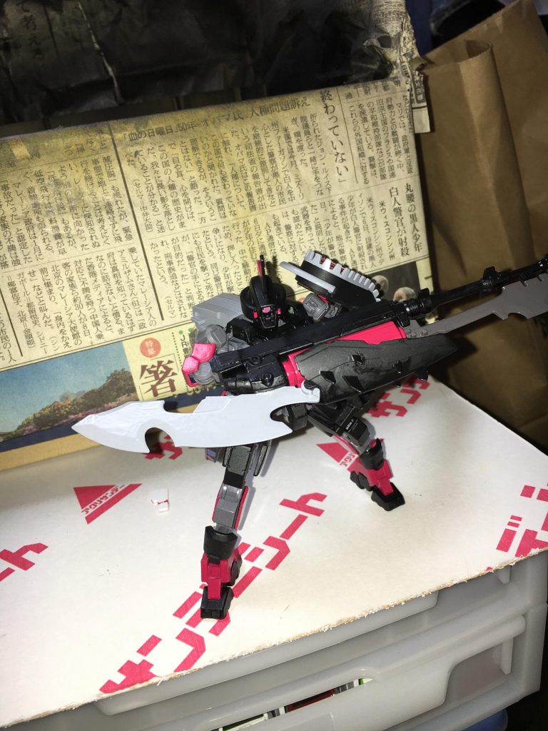 刃の部分は硬度と柔軟性が絶妙なバランスで配合されていて、刃こぼれや破損が非常に起こりづらくなっている。