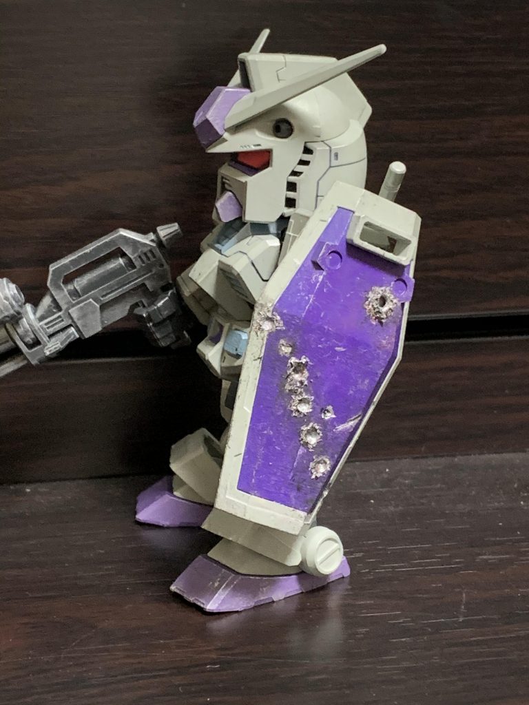 被弾率はゼロですが、その分シールドは消耗品という設定で。