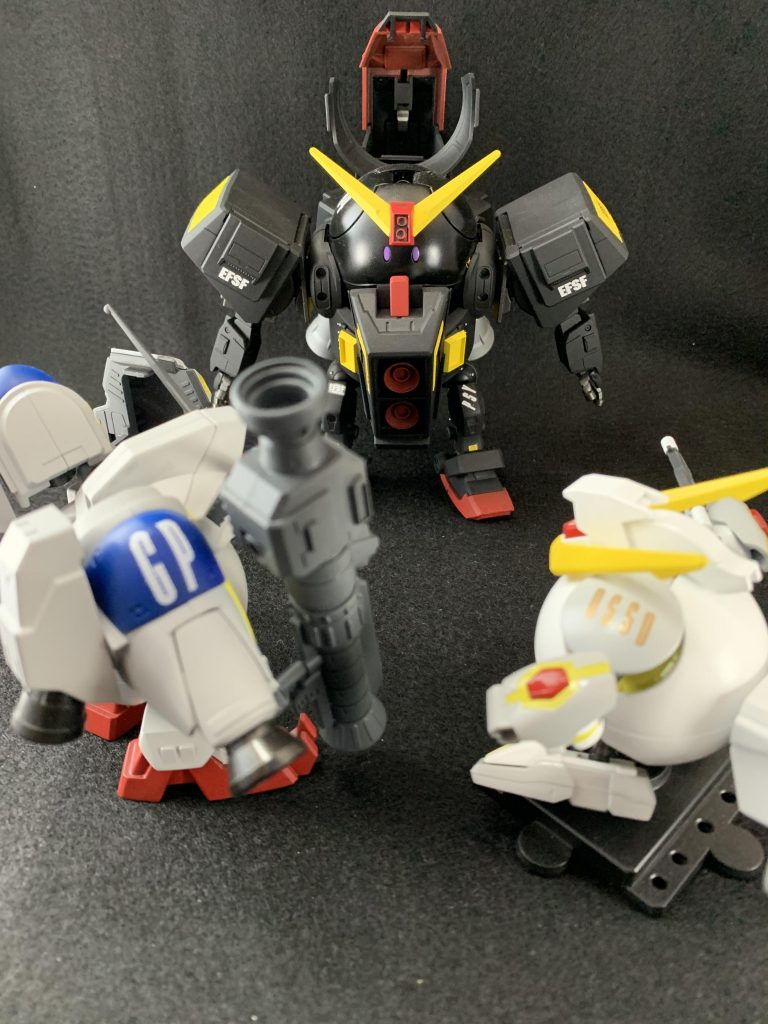 ドドーーーーン (デカいの登場)