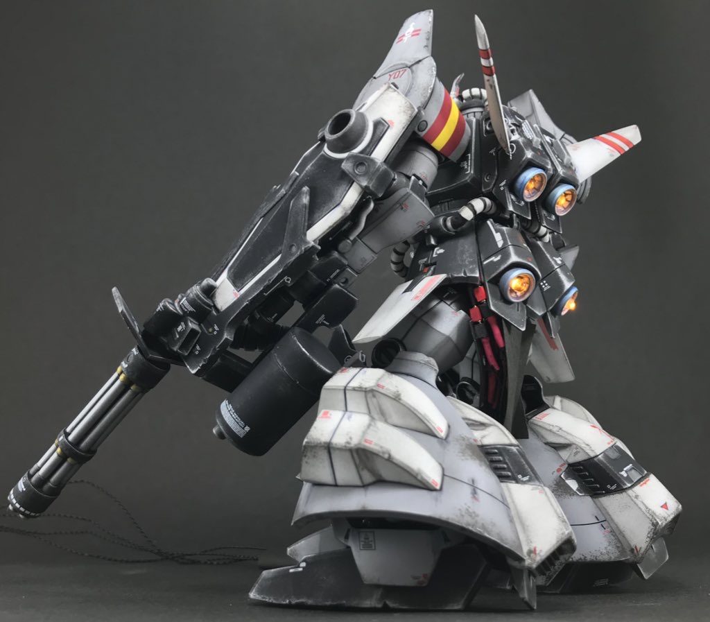 斜め後ろから。
ガトリング、、、良いですのね。