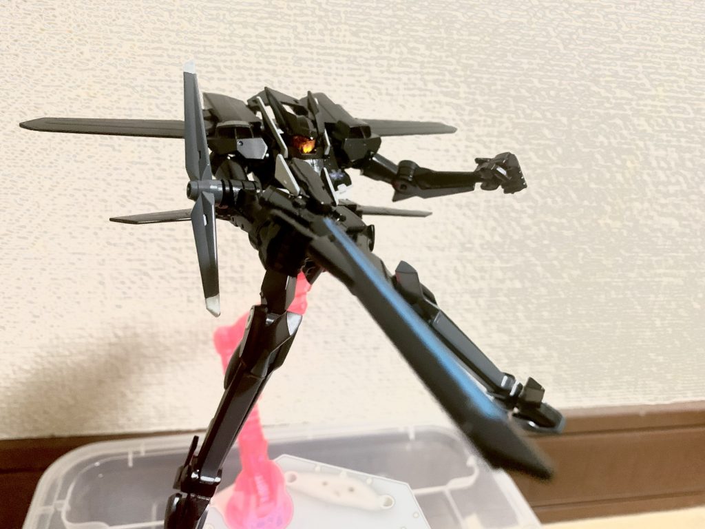 武器はメタリックブルーで塗ってます！