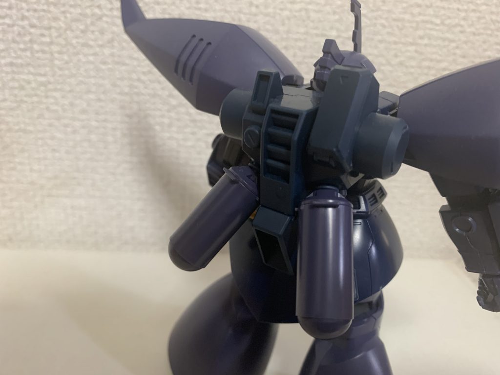 バックパックは通常カラーのリゲルグ。柔らかプラだから爪が伸びてると、食い込み傷が出来ちゃって困り物…