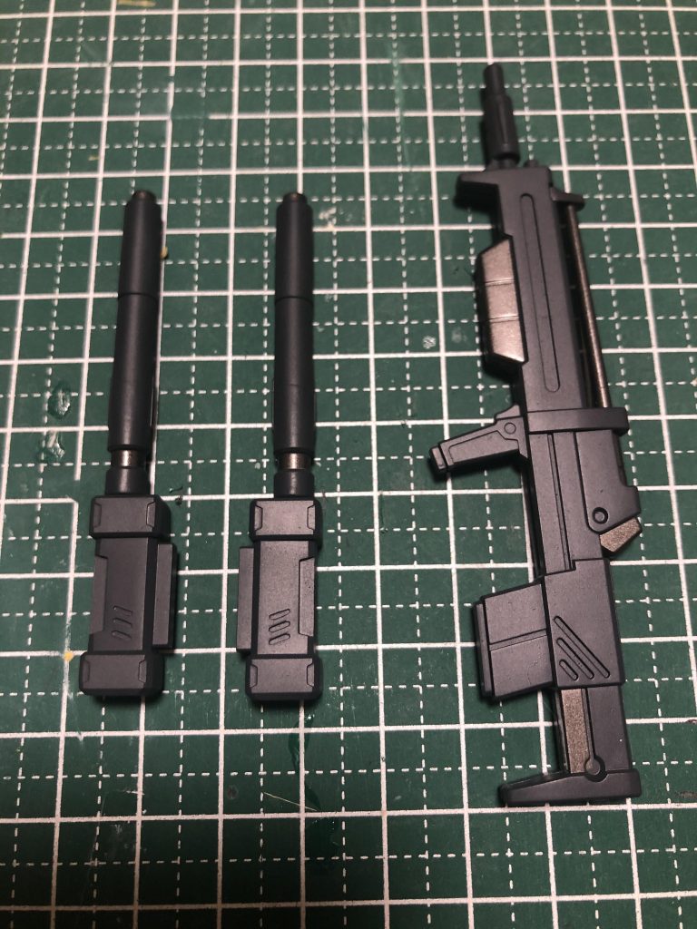 武装はガンメタを交えつつ