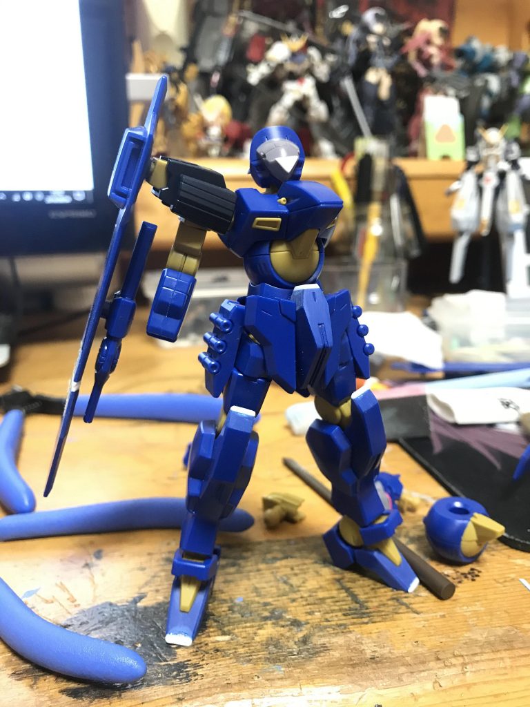 頭の角、ひざ、爪先をシャープ化しました