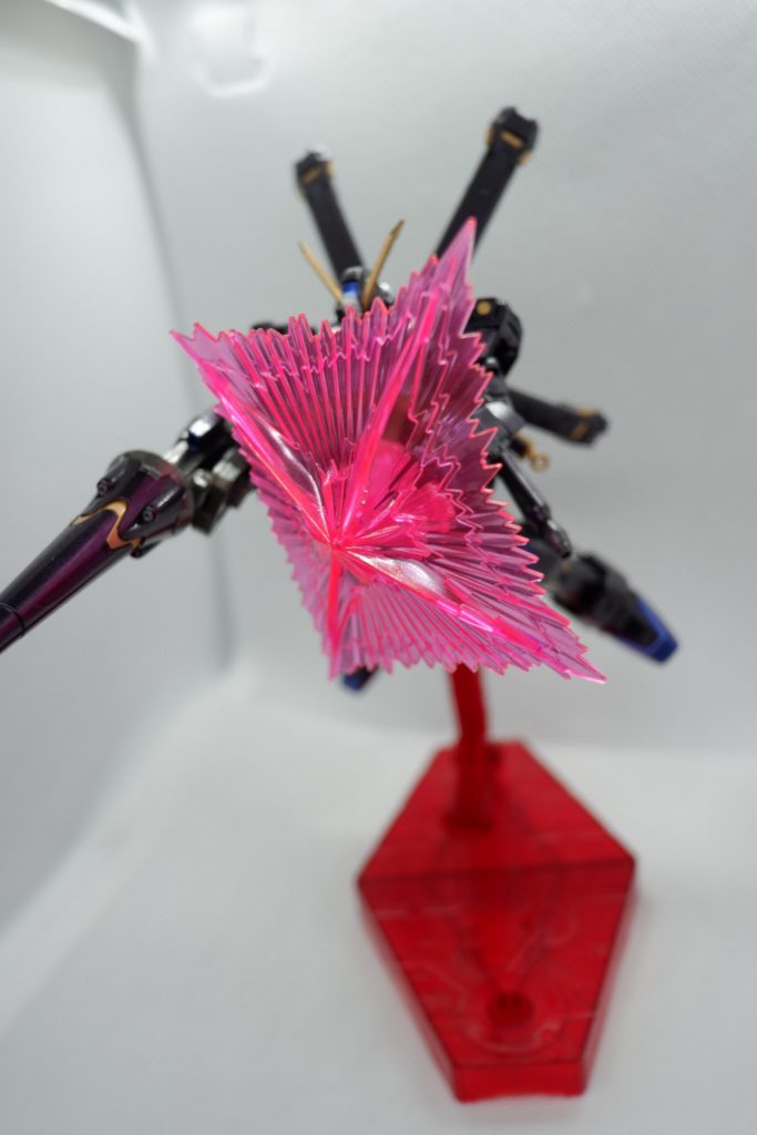 ビームシールドはこちらもわかりにくいですが蛍光パープルを吹いて墨入れのようにしています。