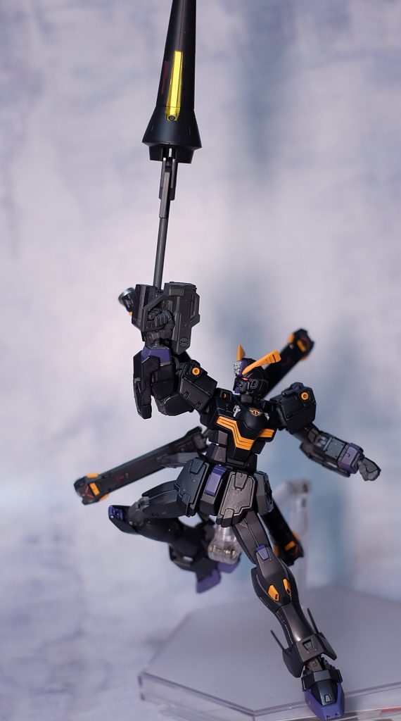 ちゃんと伸びるように設計。
テンションで無理くり保持しているので若干塗装剥がれが怖いですが。