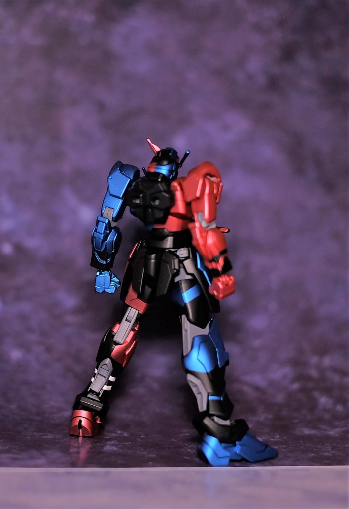 背面
塗装パターンの構築がかなり苦労したポイントですね。