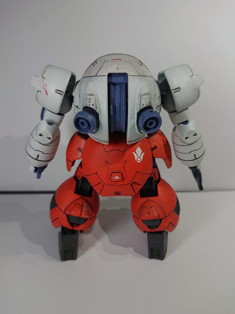 バックショット

デカールはアクセントを意識してアシンメトリーで配置してます。