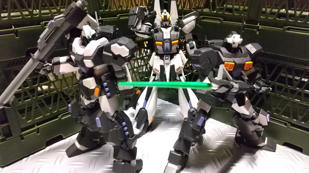 リ・ガズィをリーダーに編成された特設チーム。
強奪された新型ガンダムの追跡の任務を受けている。(ありがち(笑))