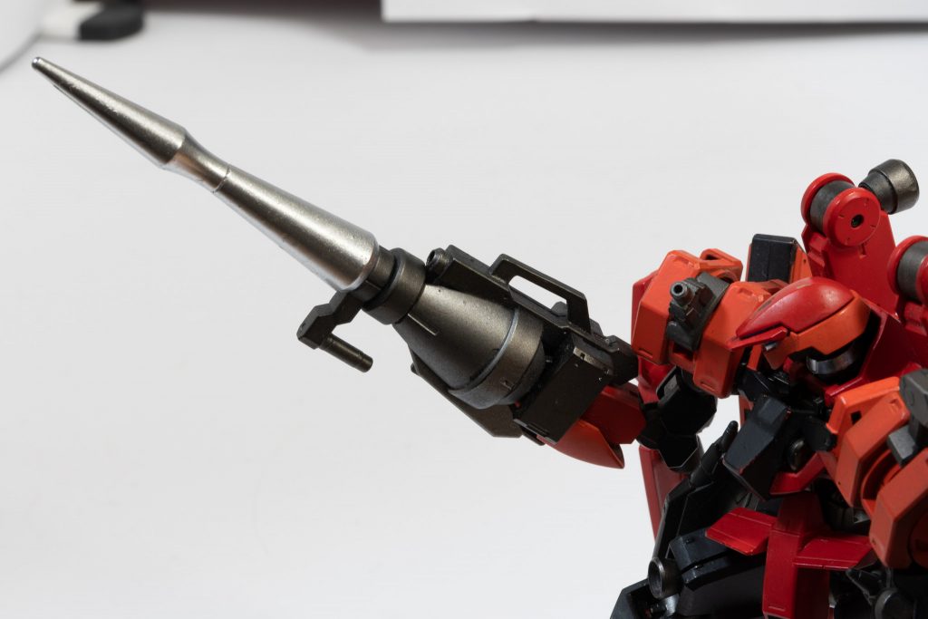 GR-Hs01 16.5mランス
機動力を活かした一撃離脱戦法を主軸とした装備
勢いをつけた突撃はより破壊力を増している。