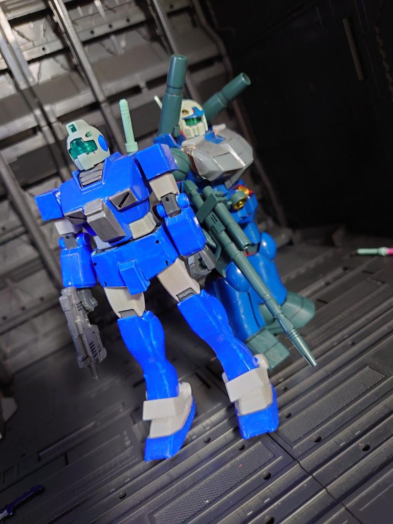 近接戦闘を援護する相方のガンキャノンと共に
(近々アップできるように、もう一機ジムを作製中)
オリジナルチーム、ブルー小隊