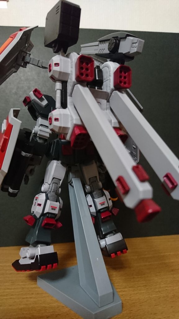 ・後ろ
バックパックの所も、気持ち合わせ目消ししてます(^-^)