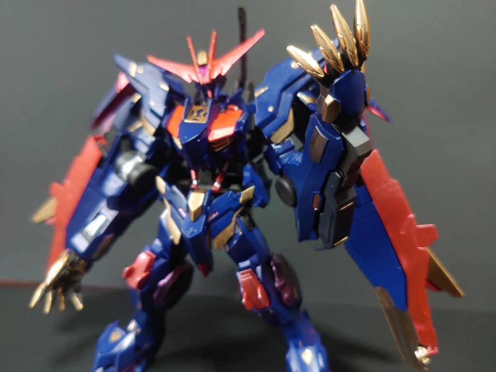 以上でガンダムマルコシアスグライフの紹介です。
もう一作鉄血コン用に作っているのでよろしくお願いします。