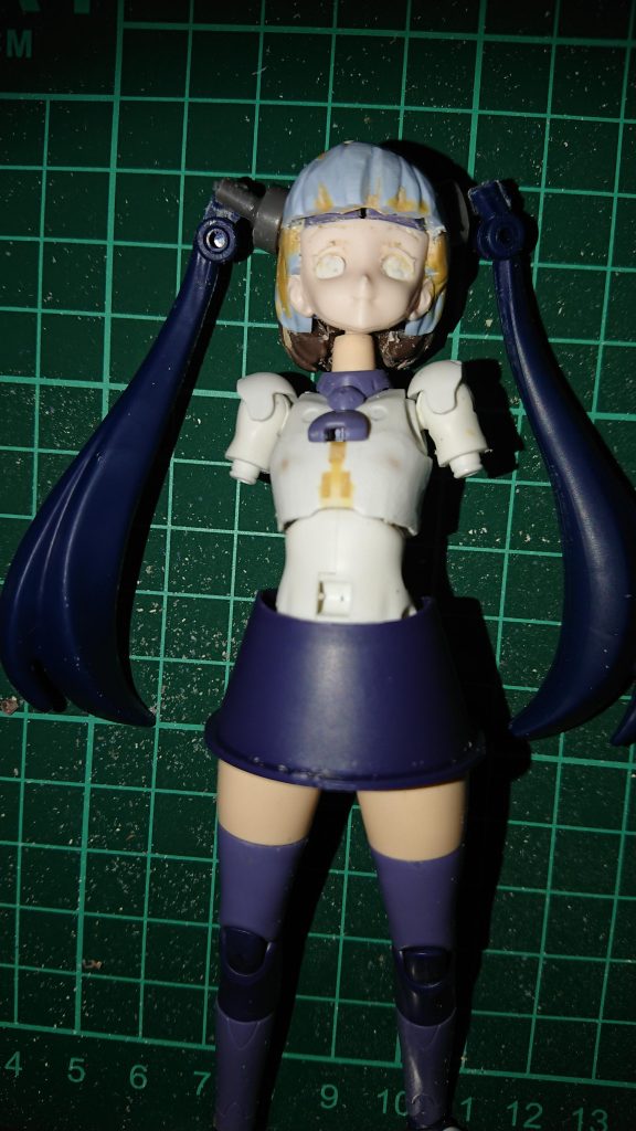 ダイバーアヤメの下半身ディスプレイ用の台座を利用して