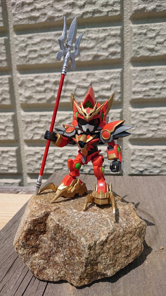 ヴァルキランダーの改造作品を見てたら…
胴体延長→いいなぁ
脚の爪延長→かっこいいなぁ
…オリジナルとはいったい