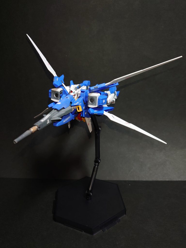 *・ストライダー形態*