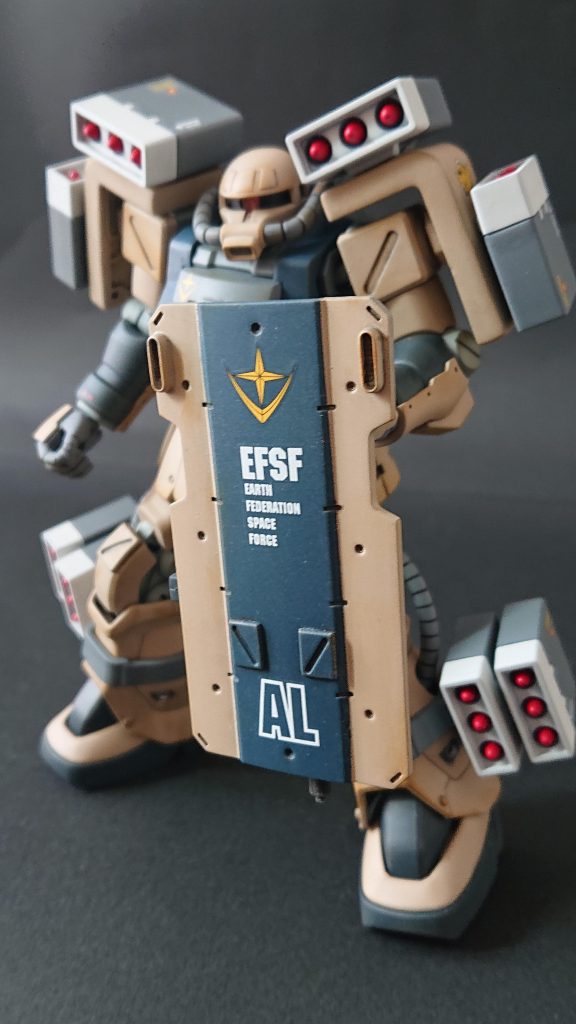 シールドはコトブキヤパーツです。