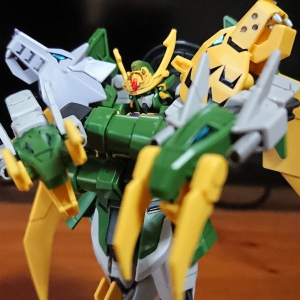 トライファング-ジーエンアルトロンガンダム