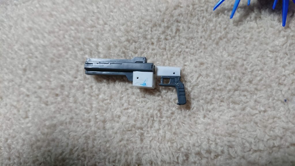 拳銃の方の初期案