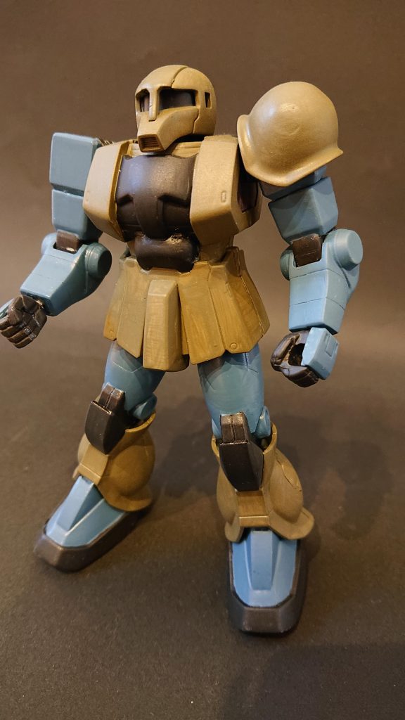 頭部はジャンクになってしまったHGザクⅠから流用です。