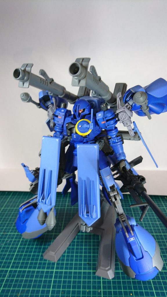 という訳でヅダでした
長いこと生きてて初めてのスプレー塗装だったんですがまあ大変大変
次からはもっと上手く作れるようになりたいですね
使用キットは
ヅダ
ガブスレイ
ケンプファー
ドムトローペン
ドラッツェ
ジム(右腕)
バトルアームアームズ
ディスクレドーム
となっております