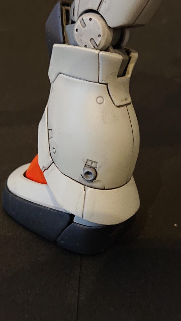 ふくらはぎのアポジモーターも追加パーツで