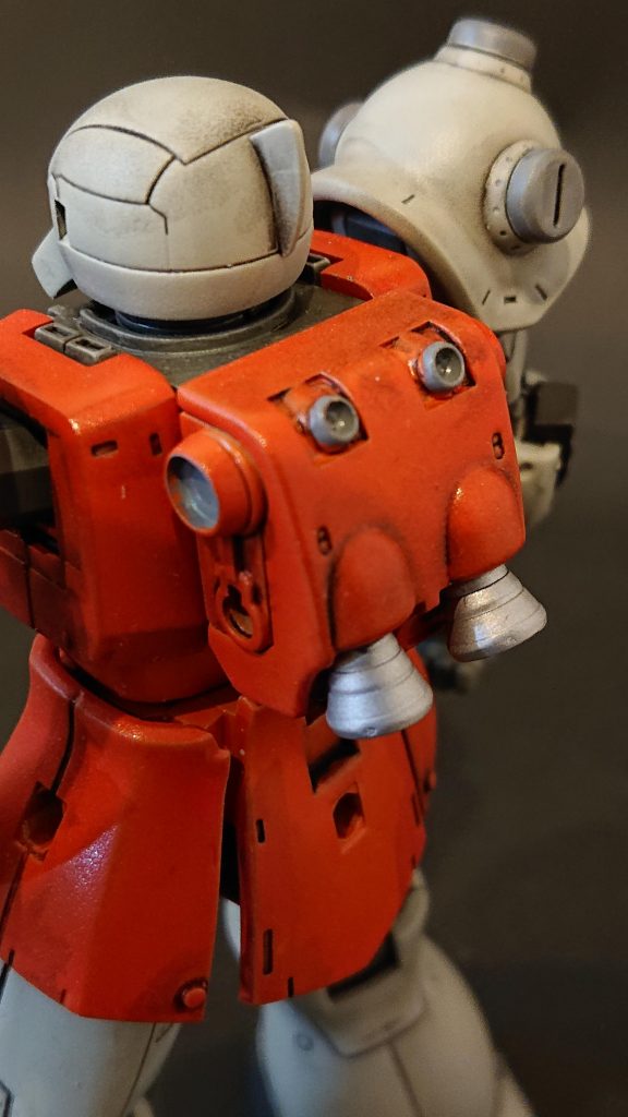 細部の部分塗装は老眼との戦いでした。ホント歳とるのは嫌です。