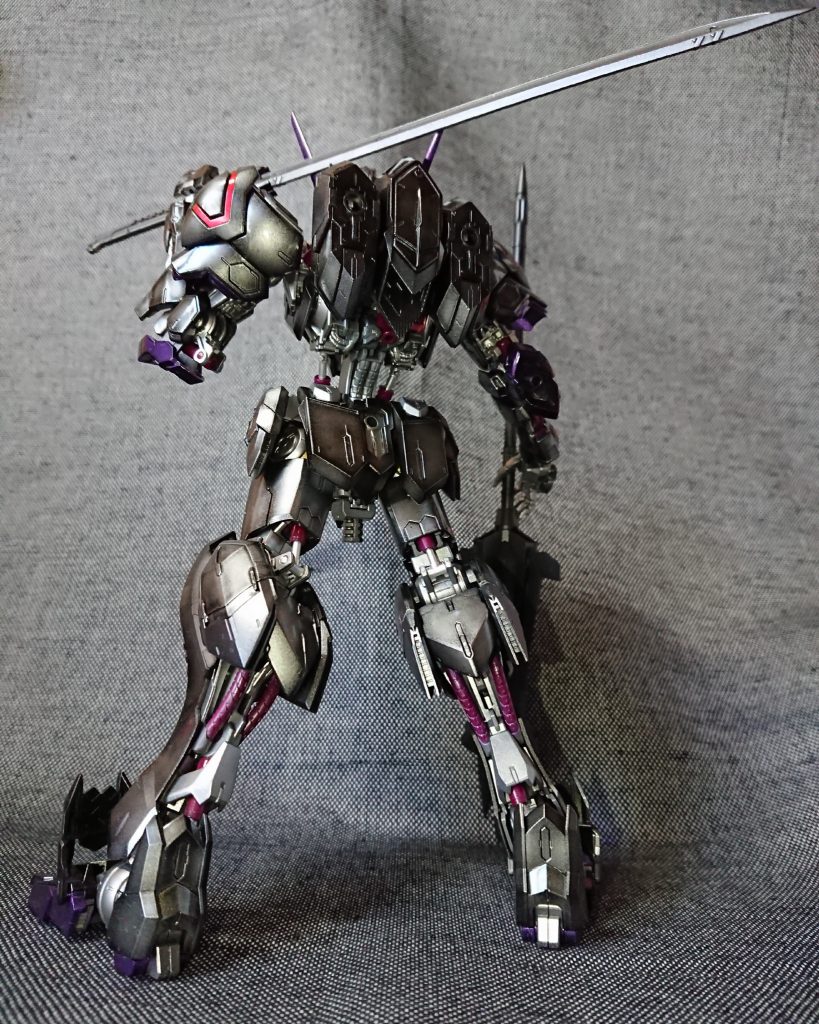 MG ガンダムバルバトス アイアンブラッドコーティングver–5枚目/制作者：バッドマン