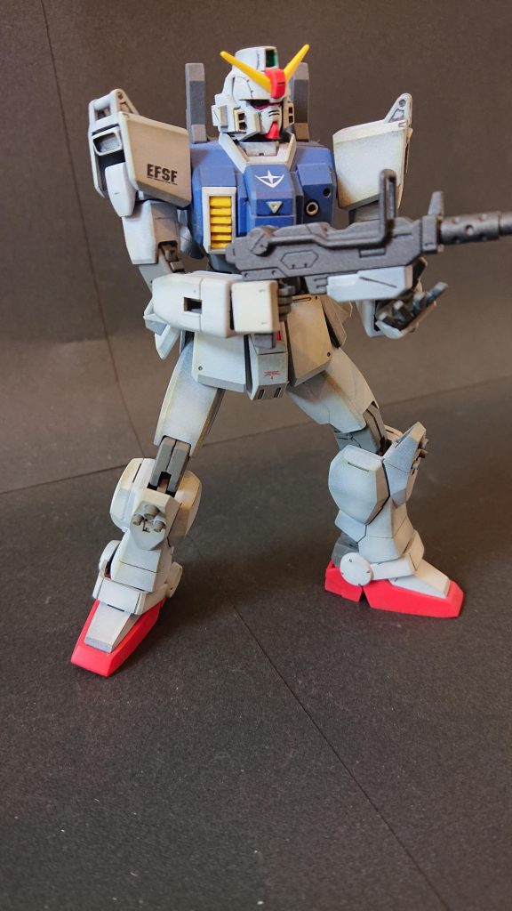 陸戦型にはマシンガンが似合います。