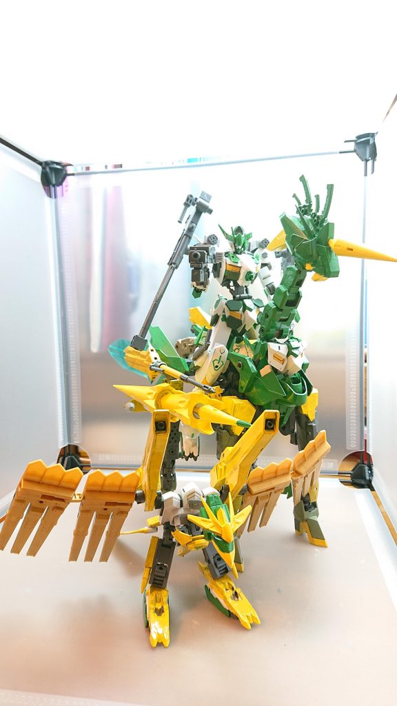 黄道支援機 スタリオン・アクイラが
バルバトスロビンフッドと合体!!
十二宮星座の力を宿し天を駆ける!