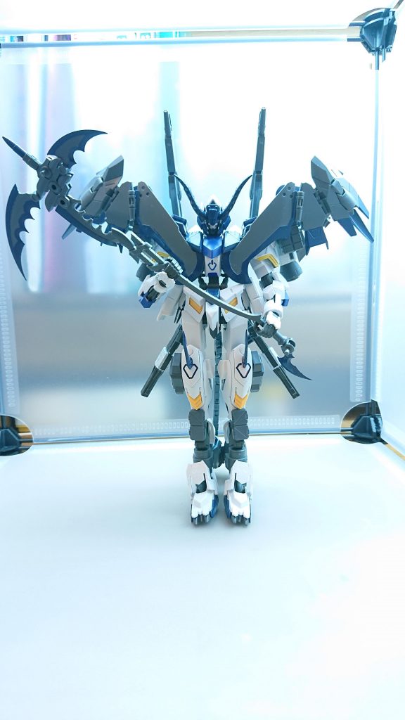 雨の中で現れ戦うフォカロルレーゲン
しかし長い戦いの中でこつぜんと姿を消してしまう
果たして彼が今どこにいるのか?
今も密かに人々の為に戦っているのかそれともモビルアーマーの手によって破壊されてしまったのか?
全ては謎に包まれている
しかし雨が降る時フォカロルレーゲンの影を目撃されており今もどこかで今の
世界を見守っているのかもしれない
・・・・
きっと鉄華団の戦いも・・・・・・
