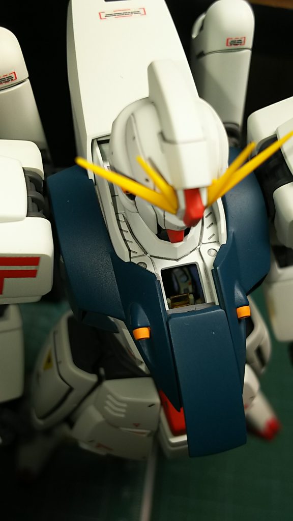 コックピットを加工しても、たいして効果を得るほどでも無かったようです…
見えないっすね…。