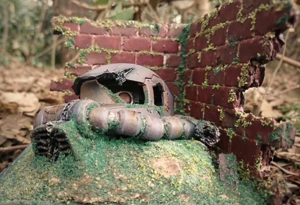 モノアイに睨まれ