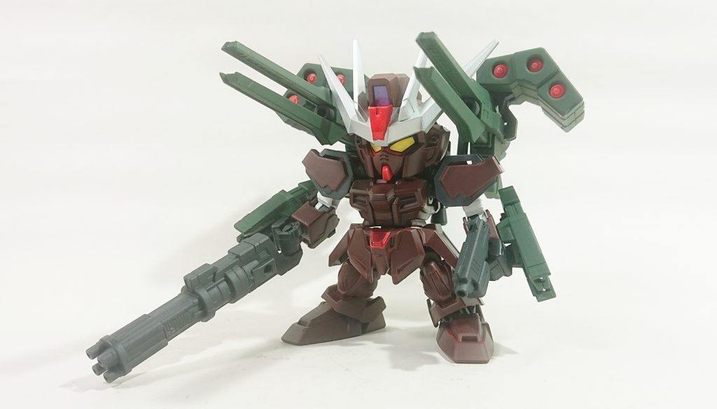 前から。
塗装は主に艦底色と暗緑色を使用。
手持ち武器はカスタマイズキャンペーンのビームガトリングに、コトブキヤMSGのハンドガン(旧版のバズーカ・ハンドガンのやつです)。
HWSのランサーミサイルは砲口部分に30MMのジョイントパーツを使ってビーム砲っぽく改造しています。