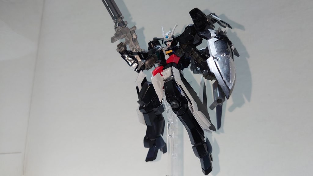 シュヴァルべグレイズを基礎に可変機を目指して組み上げました