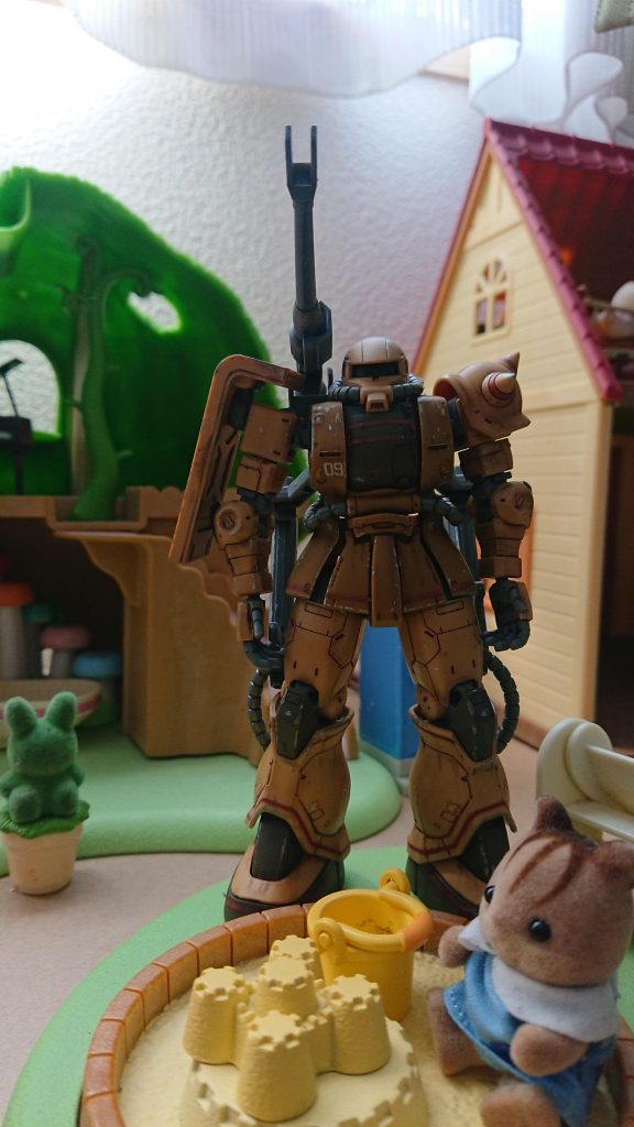 操縦士は股の間から見えるトイレにて休憩中