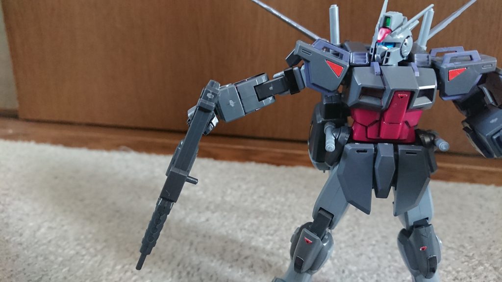 ライフルがろくに保持できないのが難点ですかねー