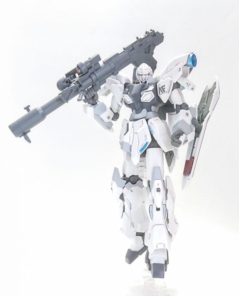ゾルタン機に付いてたバズーカもあります
バズーカ似合いすぎでは?