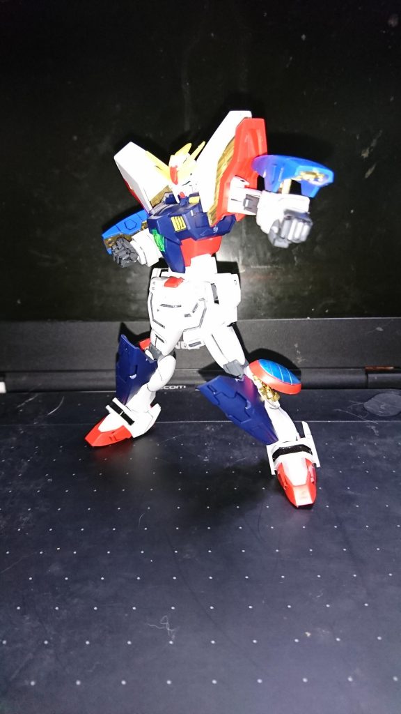 シャイニーガンダム=HG–5枚目/制作者：@maaku321