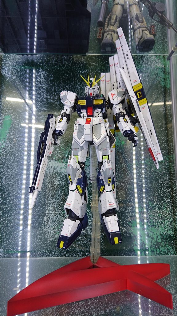 老眼との戦い–2枚目/制作者：たくあん