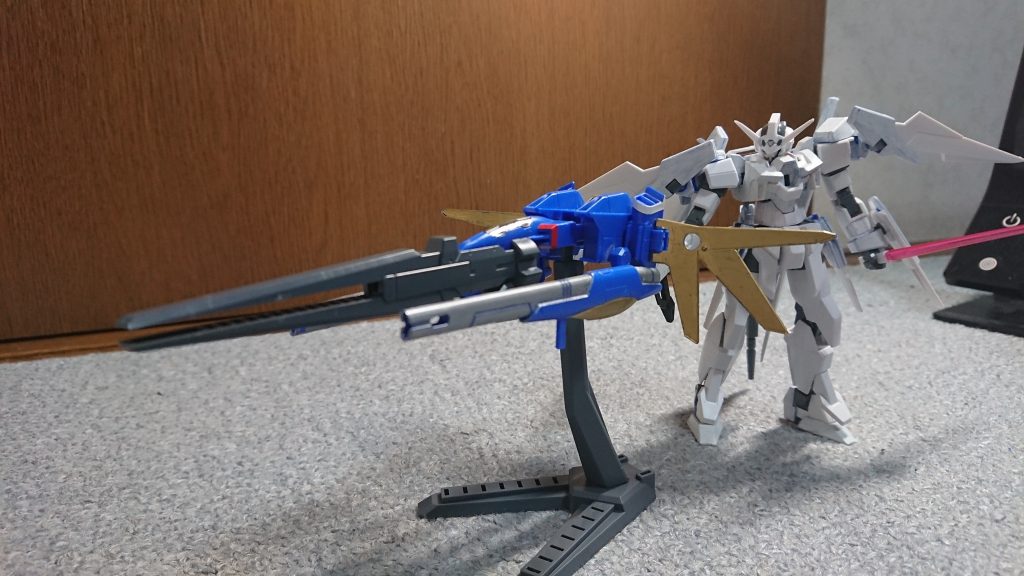 新しい支援機です
飛行形態はだいたいこうで後部にグリップがあって持てます