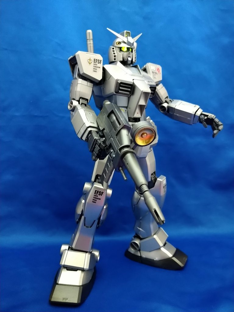 アクションポーズ
