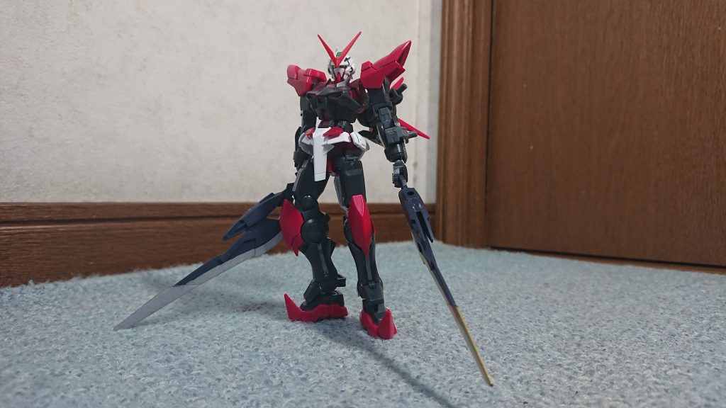 腰が白くて目立っちまいますな
まぁいいか